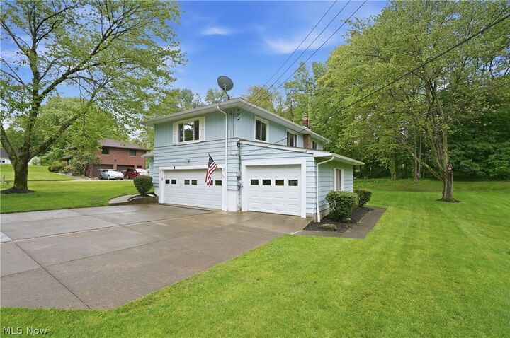 Property Photo:  5912 Woodward Drive  OH 44319 
