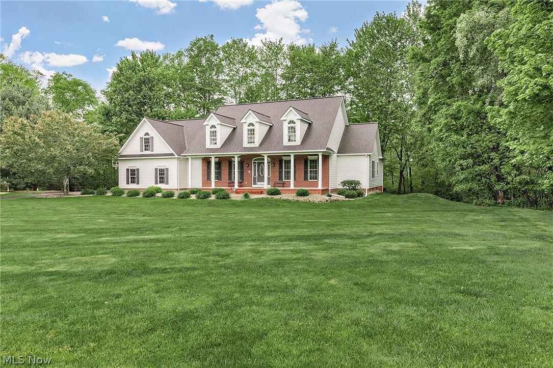 Property Photo: 16820 Staffordshire Court OH 44023