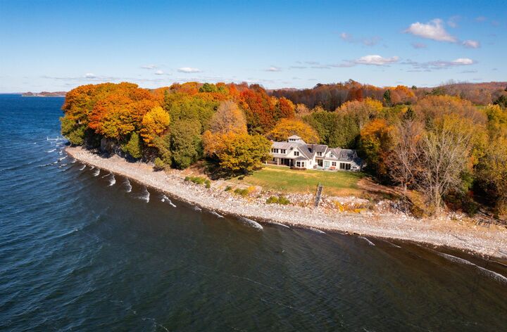 Property Photo:  775 Hills Point Road  VT 05445 