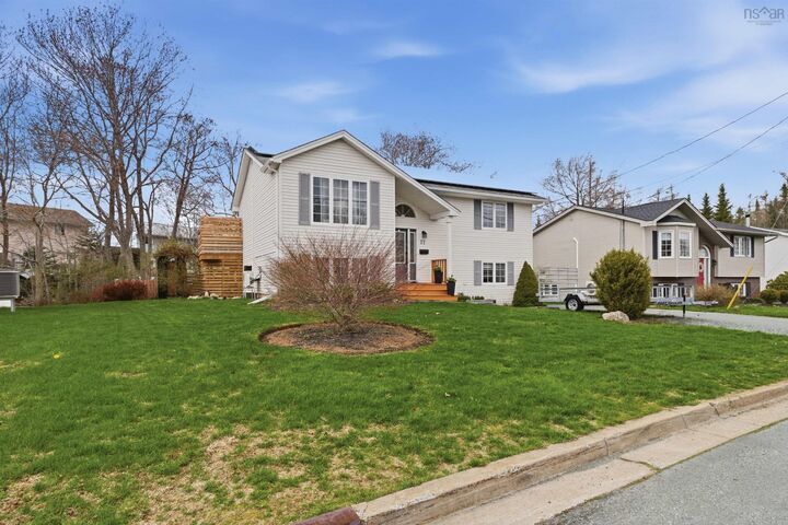 Property Photo: 27 Ashdale Crescent NS B3T 1L3