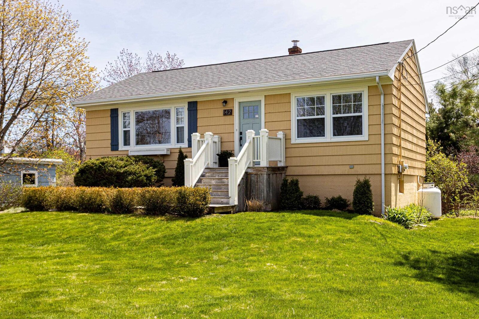 Property Photo:  142 Frederick Avenue  NS B3N 2L3 