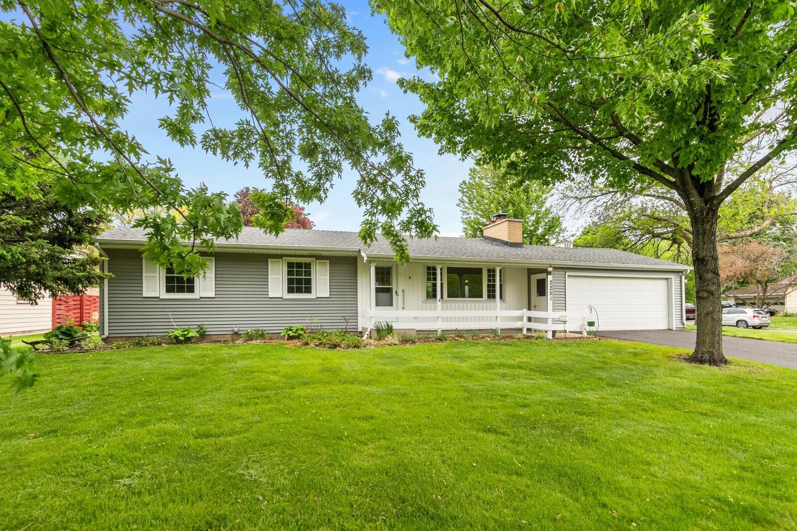 Property Photo: 2251 Carlyle Court MN 55110