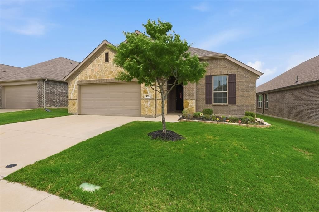 Property Photo:  432 Windy Knoll Road  TX 76028 
