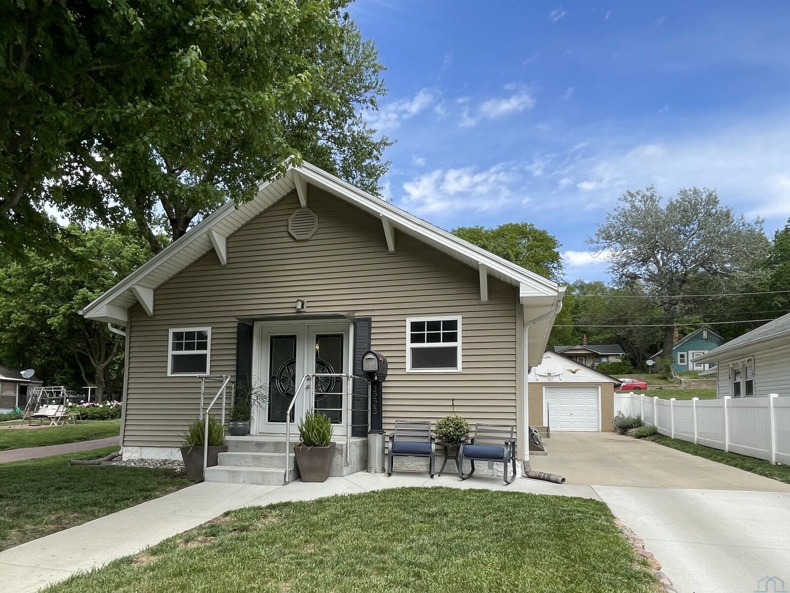 Property Photo: 3223 Park View Blvd IA 51105