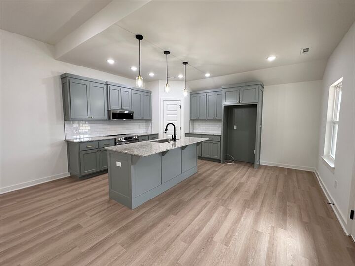 Property Photo:  1724 Gerald Shay Road  AR 72734 