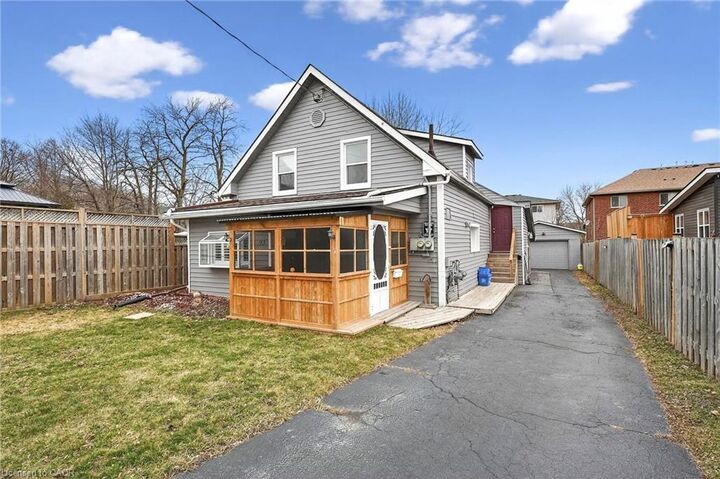 93 Walnut Street — photo 1
