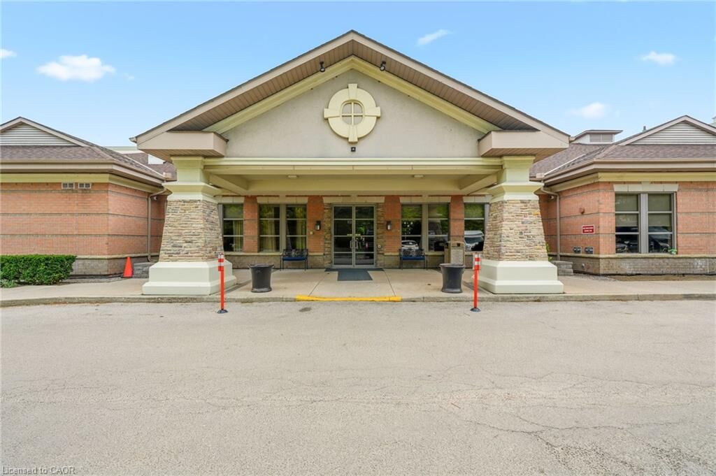 Property Photo:  100 Burloak Drive 1415  ON L7L 6P6 