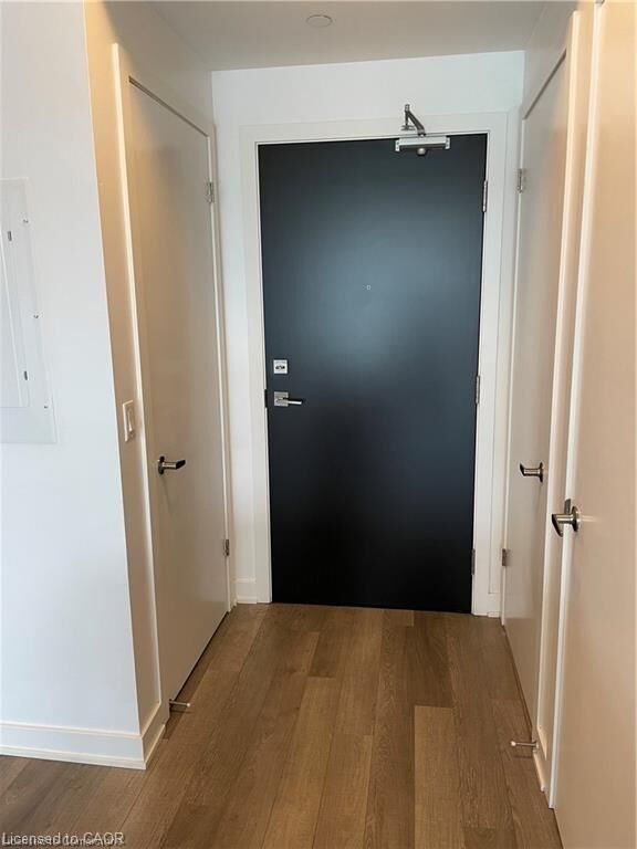 Property Photo:  5220 Dundas Street 412  ON L7R 3X4 