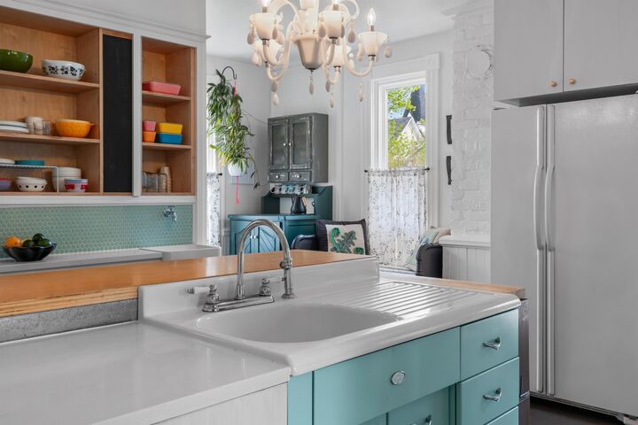 Property Photo:  215 Fitzroy Street  PE C1N 1H6 