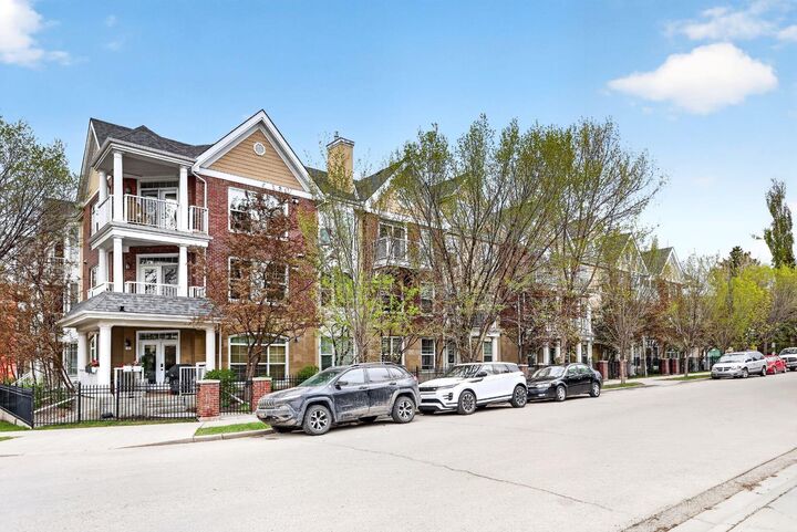 Property Photo:  3650 Marda Link SW 314  AB T2T 6G9 
