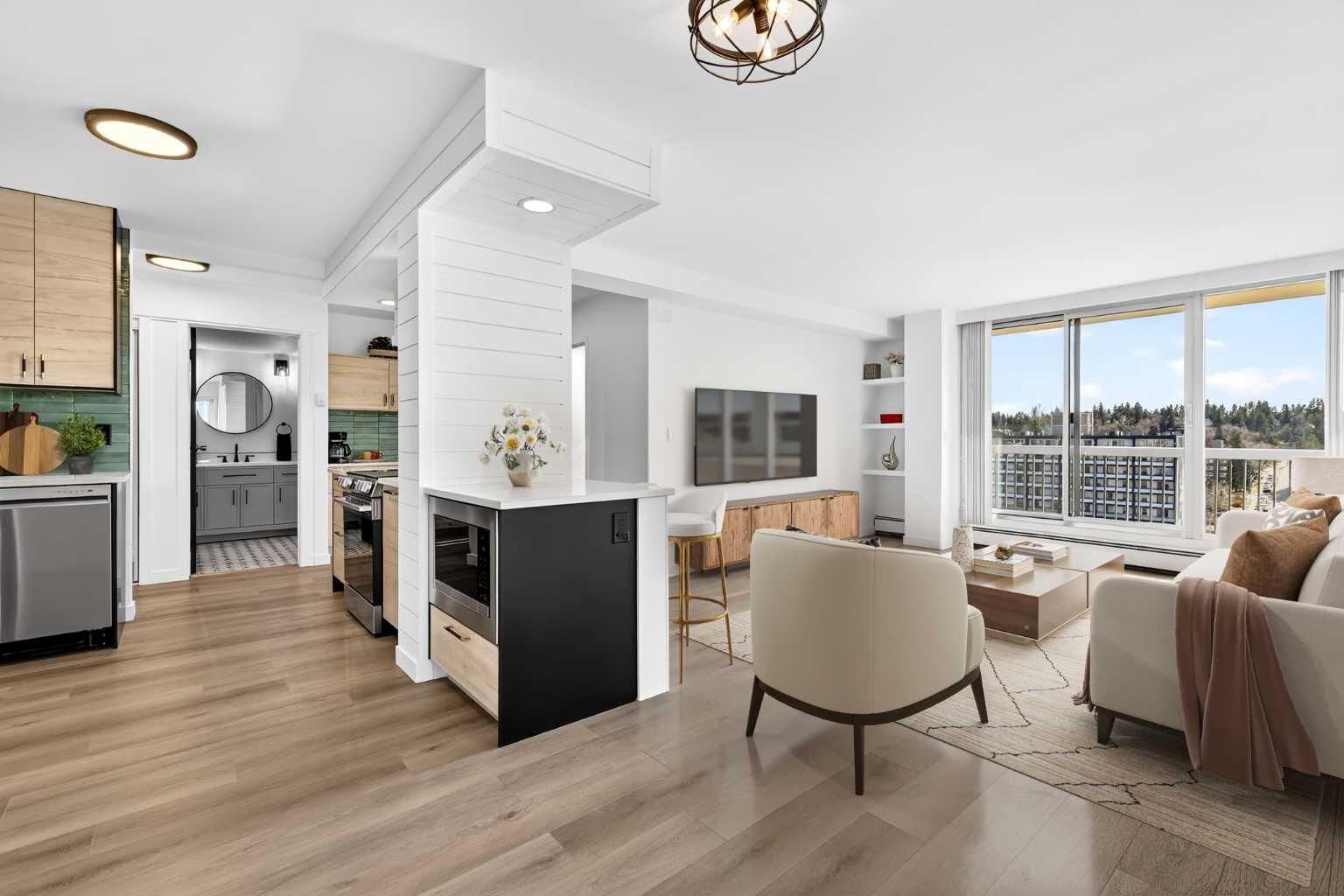 Property Photo: 1107 15 Avenue SW 903 AB T2R 0S8