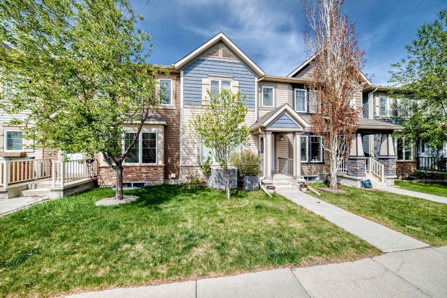 Property Photo: 553 Windstone Common SW AB T4B 3T3