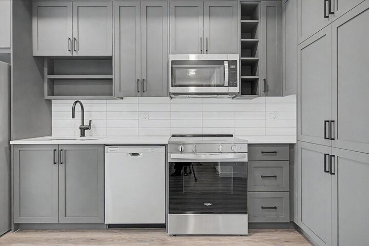 Property Photo: 3107 Warren Street 205 AB T3B 0M2