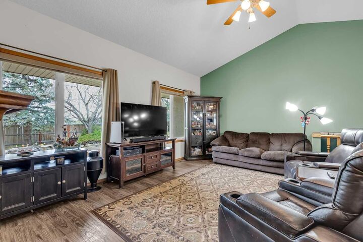 Property Photo: 19 Madison Court AB T1P 1M5
