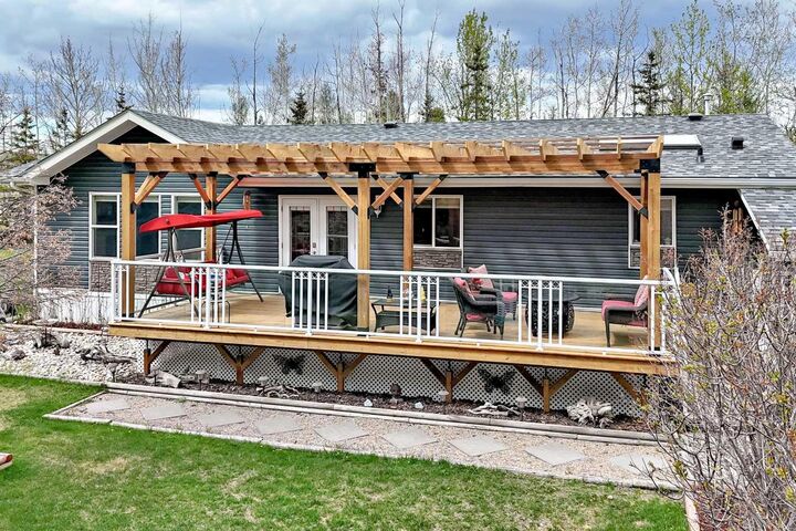 Property Photo:  1 Ridge Drive  AB T0C 2J0 