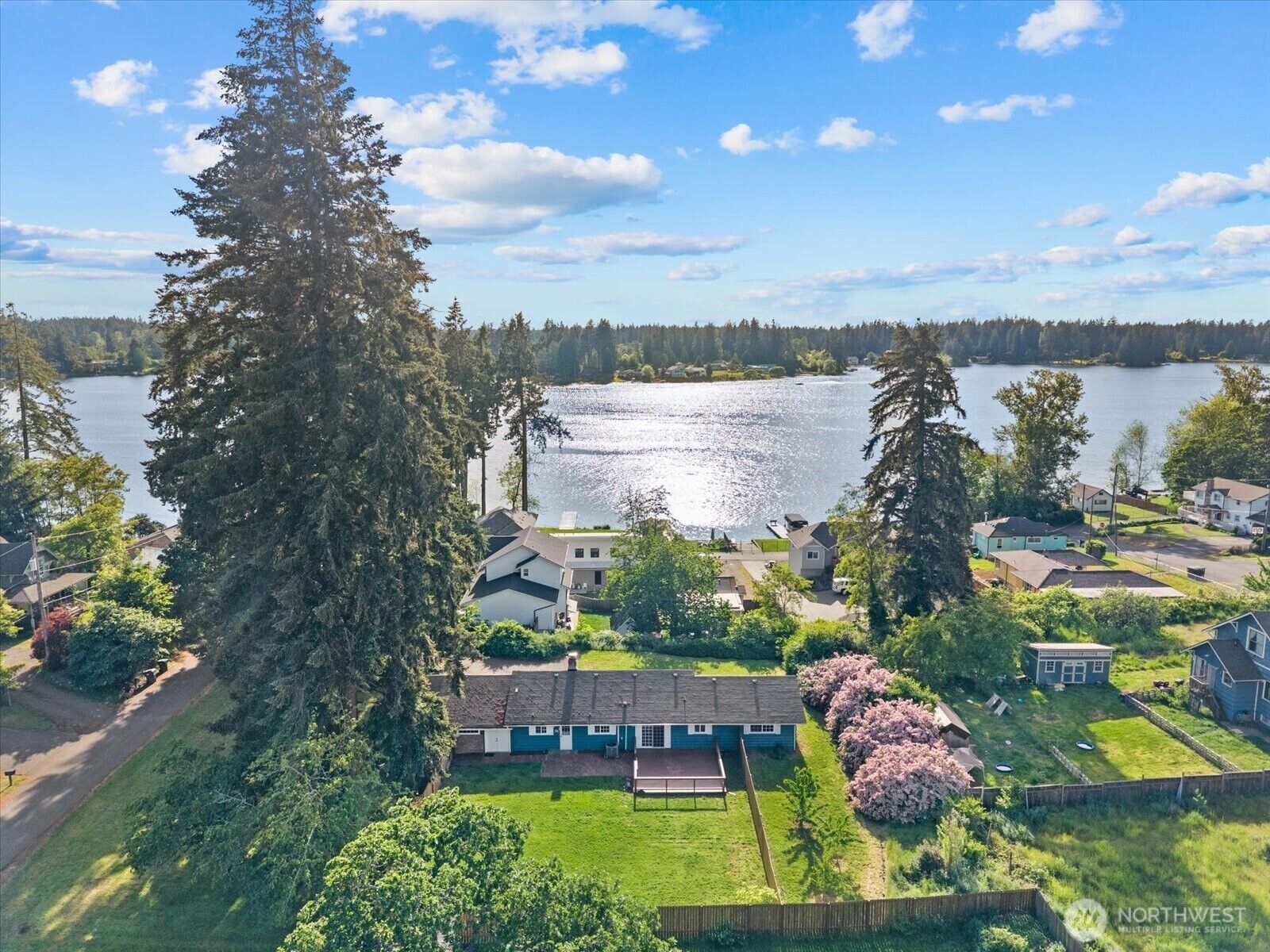 Property Photo:  625  165th Street S  WA 98387 