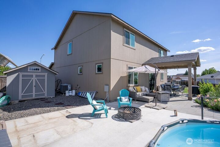 Property Photo: 3624 W Wapato Road WA 98837