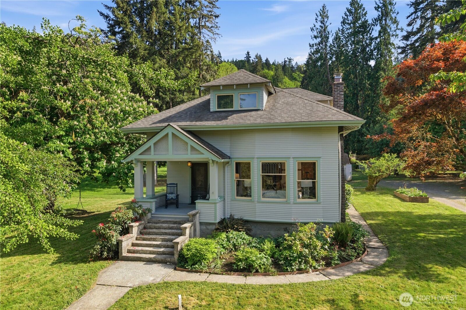 Property Photo: 20015 NE 50th Street WA 98053