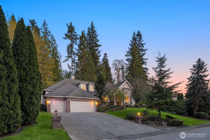 Property Photo:  19619 NE 129th Way  WA 98077 