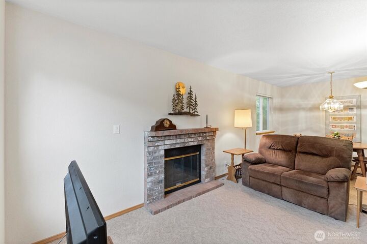 Property Photo:  3805  Gablecrest Court  WA 98226 