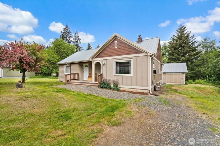 Property Photo: 702 King Road WA 98596