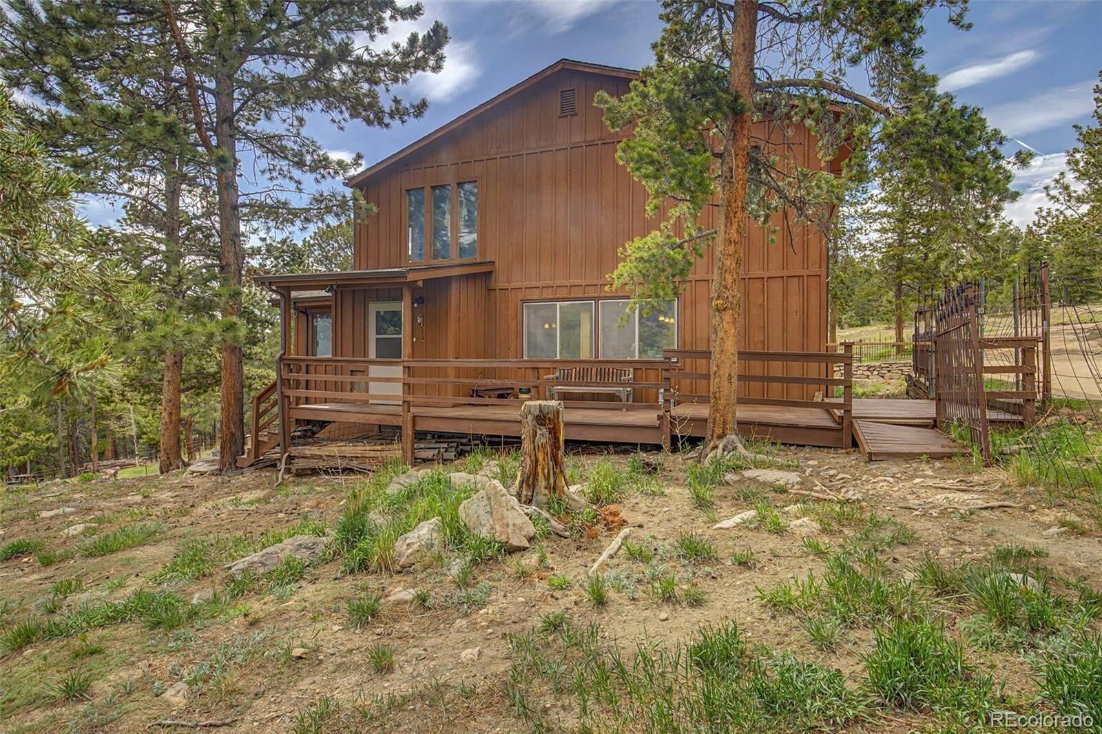 Property Photo:  26 Howe Court  CO 80422 