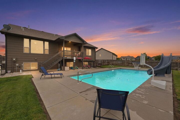 Property Photo:  1943 N Walnut Creek Dr  KS 67037-3900 