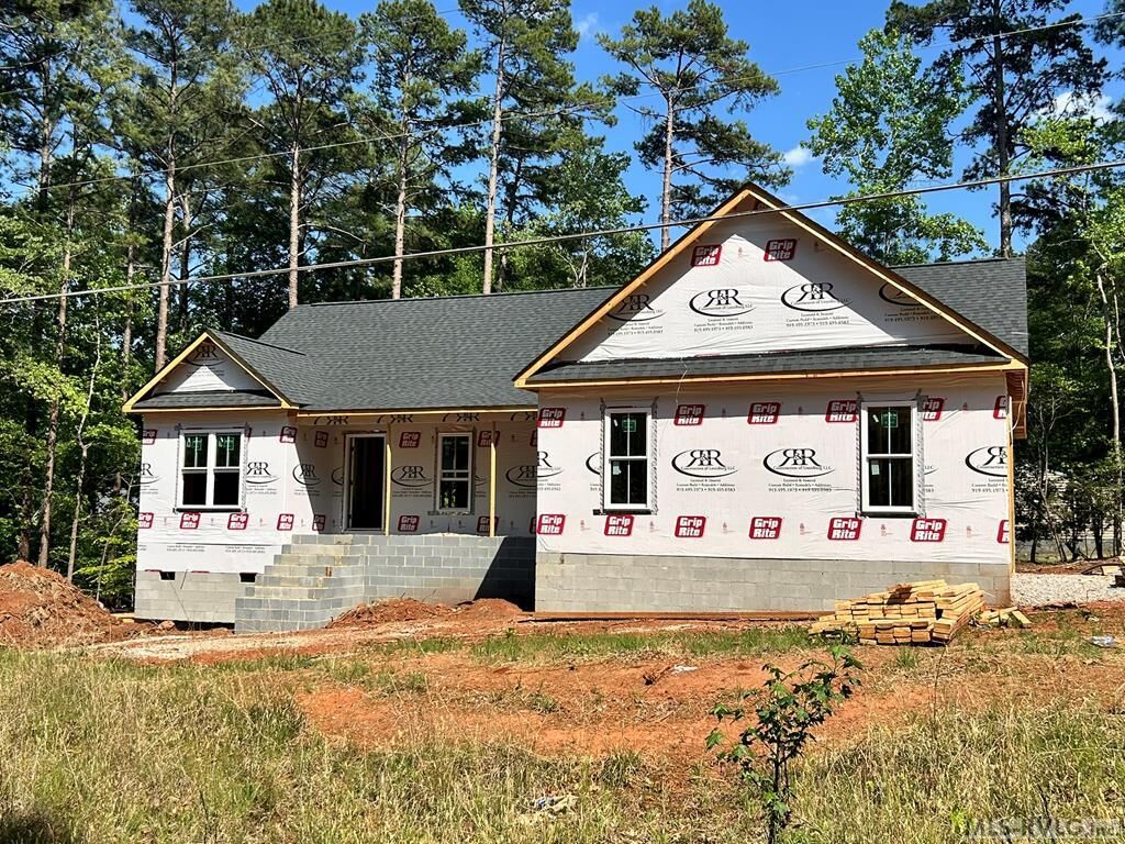 Property Photo:  115 Club Dr  NC 27850 