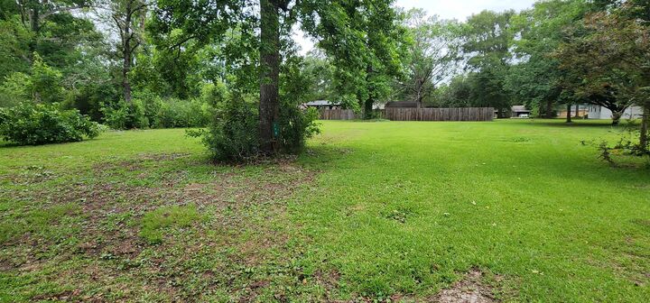 Property Photo:  248 County Road 842  TX 77612 