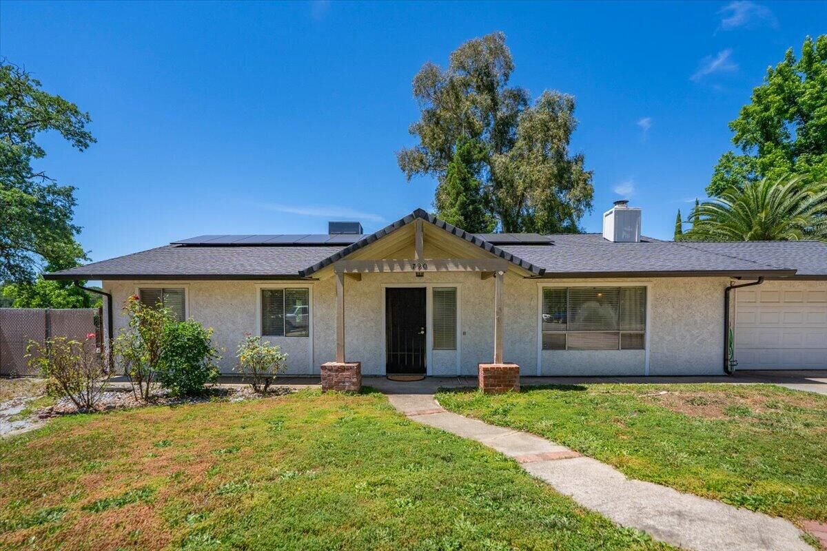 Property Photo:  790 Donna Court  CA 96003 