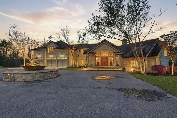 Property Photo: 1046 Hollis Road LA 70669