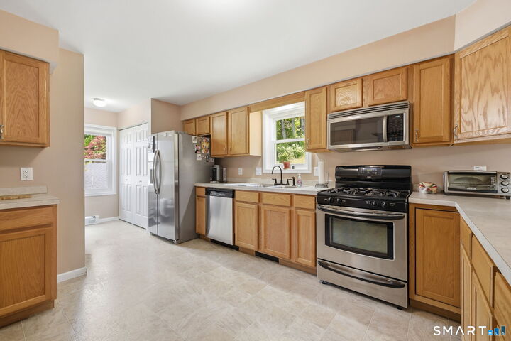 Property Photo: 368 Old Main Street CT 06067