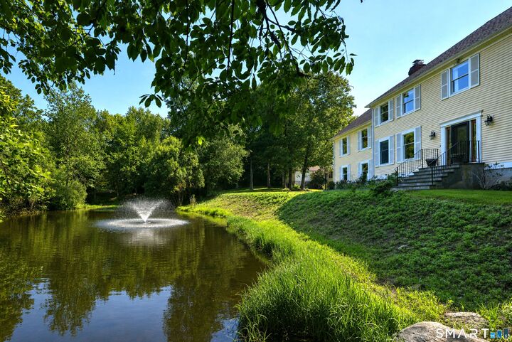 Property Photo:  91 Cranbury Drive  CT 06611 