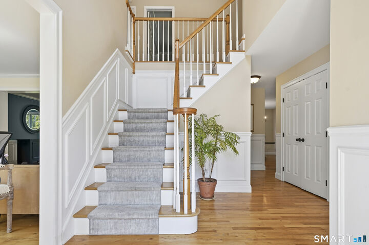 Property Photo:  826 Rail Fence Road  CT 06477 