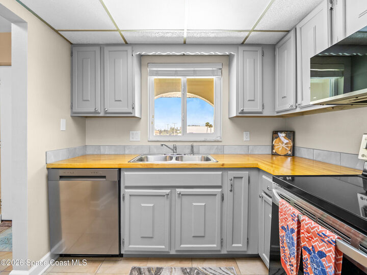 Property Photo:  201 Saint Lucie Lane  FL 32931 