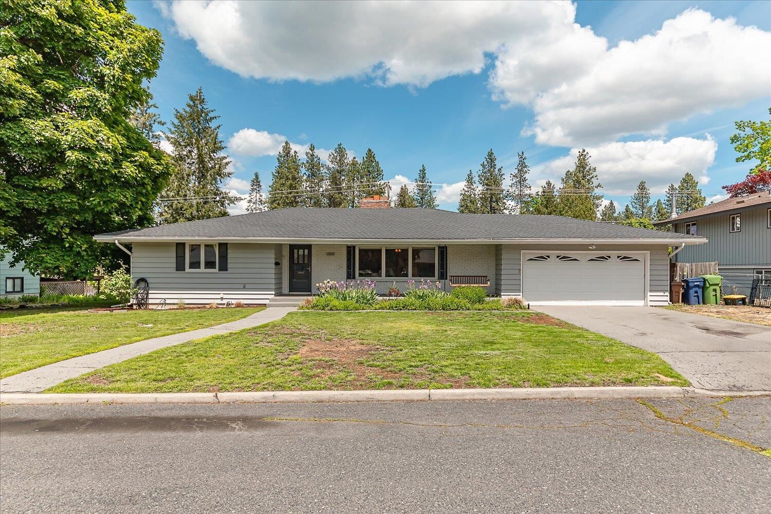 Property Photo:  1915 E 38th Ave  WA 99203 