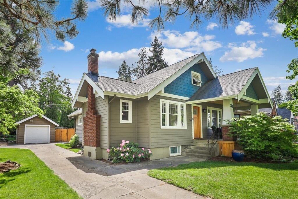 Property Photo:  39 W 26th Ave  WA 99203 