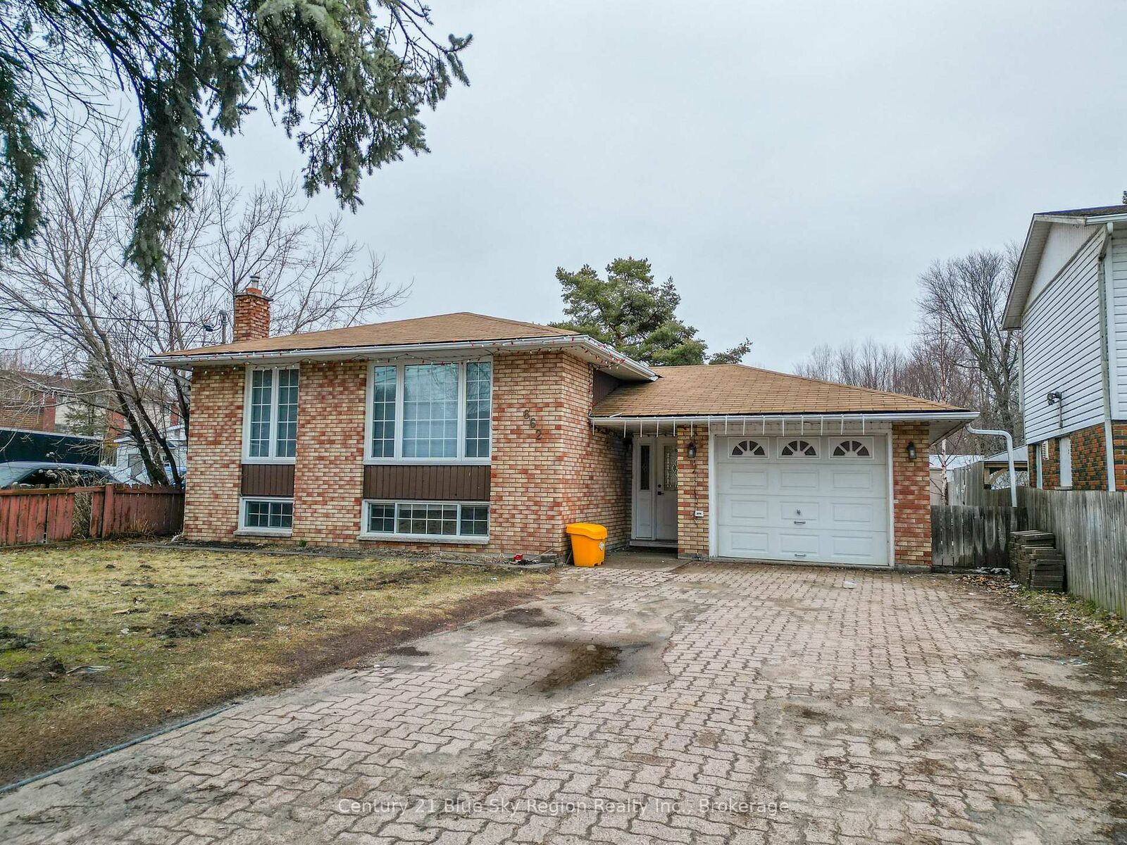 Property Photo:  862 Lakeshore Drive  ON P1A 2G8 