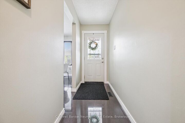 Property Photo: 17 Histon Crescent ON L6V 3P9