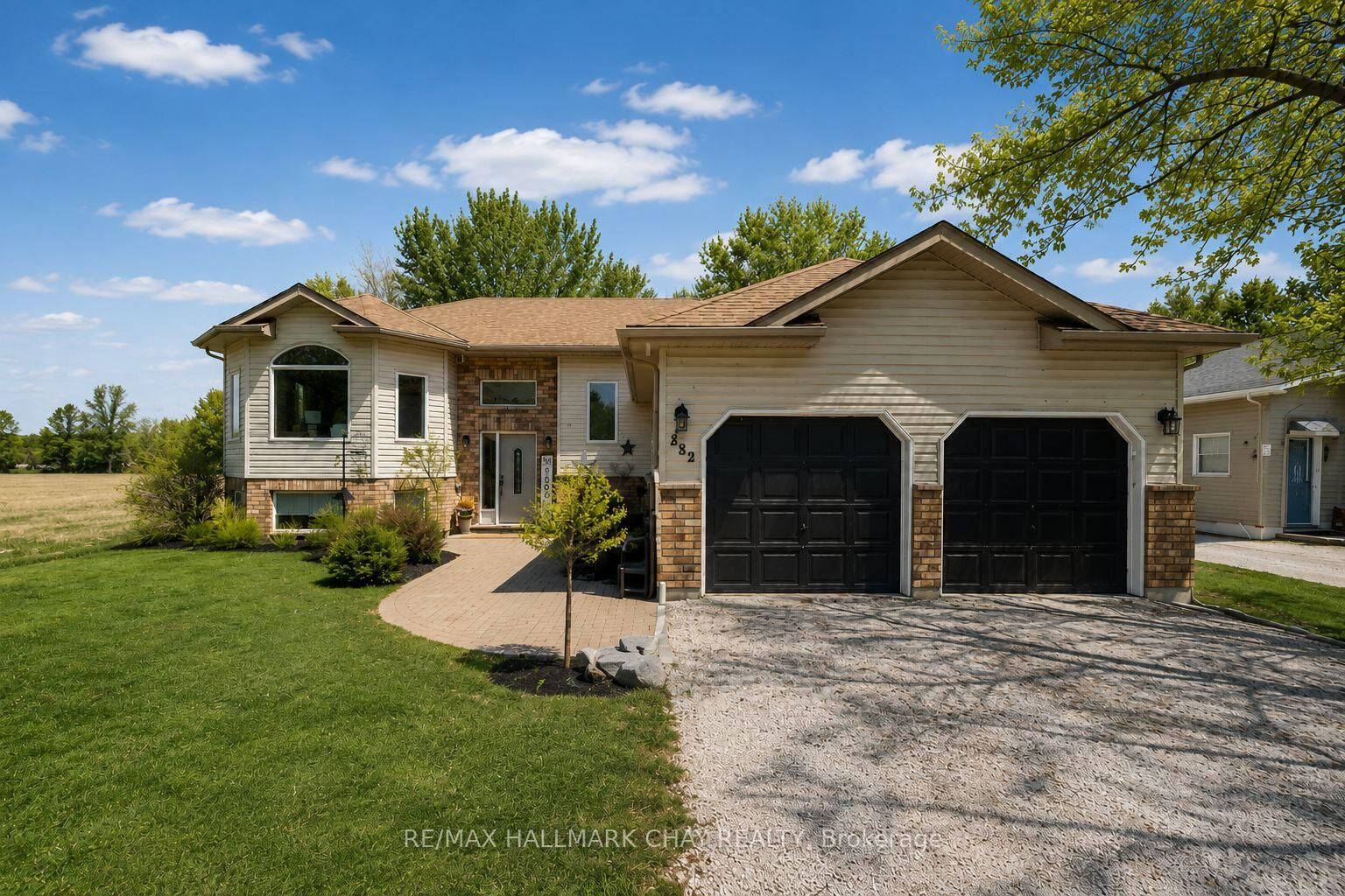 Property Photo: 282 Warrington Road ON L0M 1S0