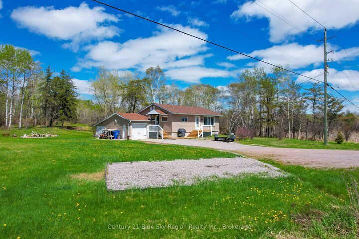 Property Photo: 1742 Highway 17 N/A E ON P0H 1H0