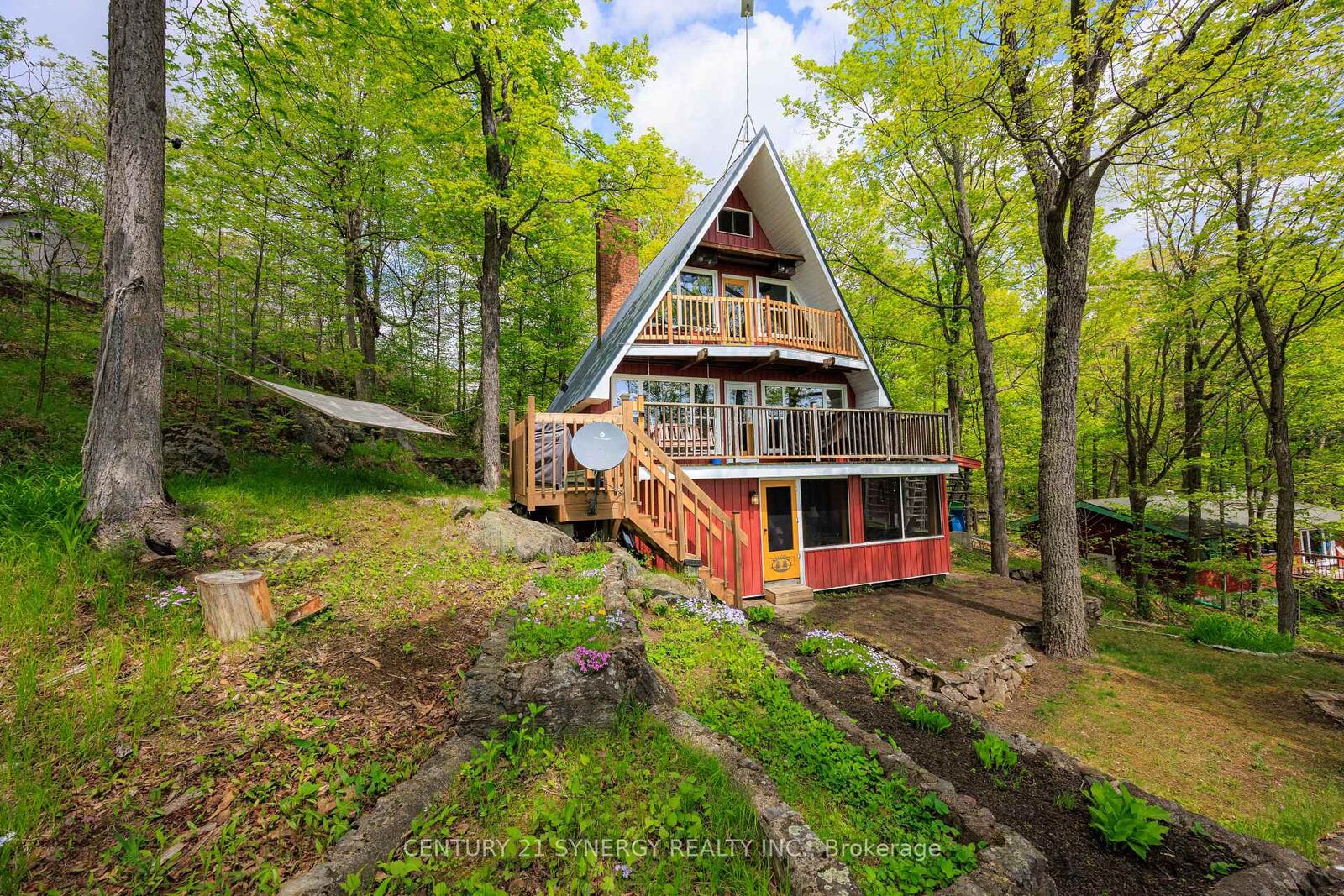 Property Photo: 281 Pine Shores Lane ON K0H 2V0