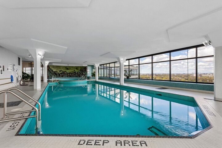 Property Photo: 1300 Bloor Street 710 ON L4Y 3Z2