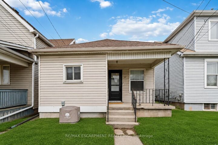 27 Edinburgh Avenue — photo 1