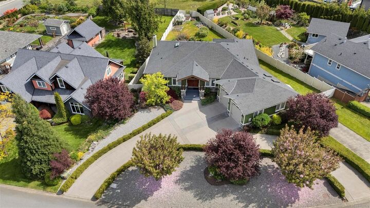 Property Photo:  2348 Coopers Hawk Rise  BC V8H 1H7 