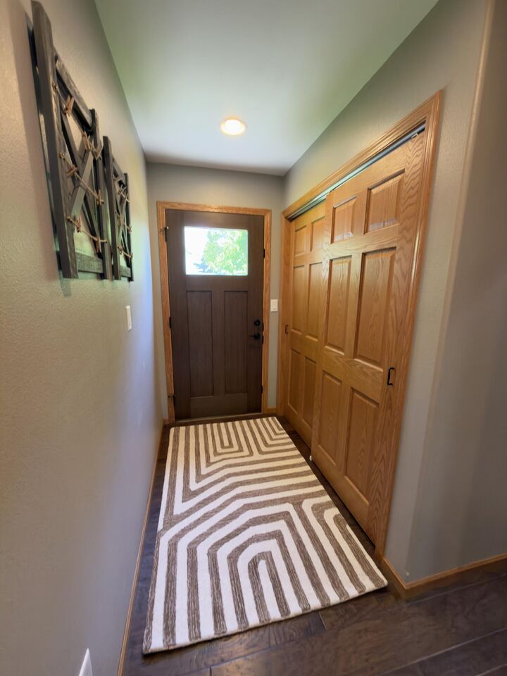 Property Photo: 814 S Park Street SD 57401