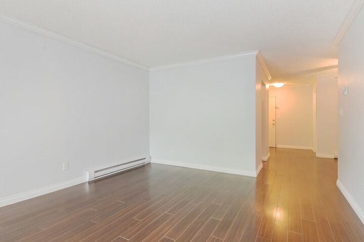 Property Photo:  17661 58A Avenue 212  BC V3S 1N4 