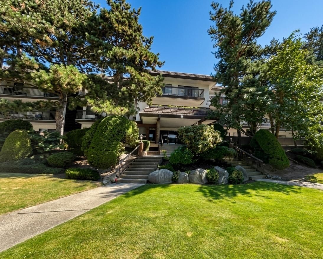 Property Photo:  6560 Buswell 206  BC V6Y 2G7 