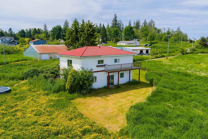 Property Photo: 1550 227 Street BC V2Z 1K6