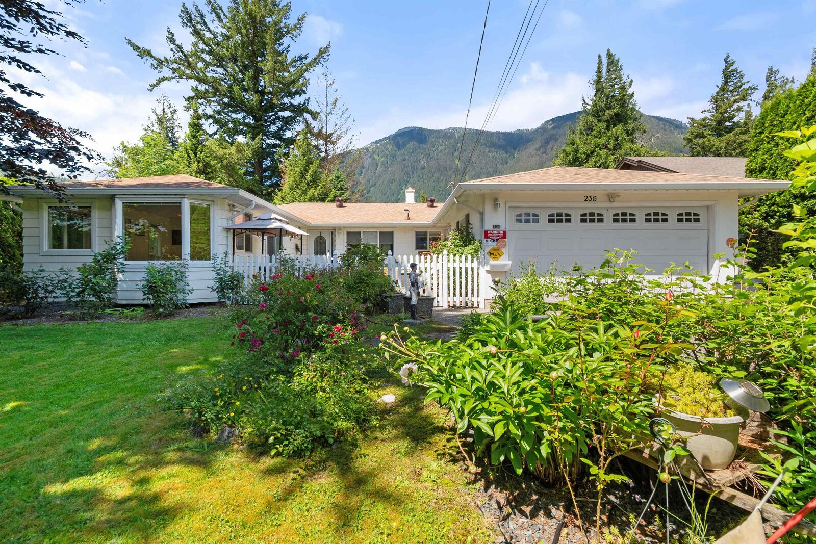 Property Photo: 236 Water Avenue BC V0X 1L0